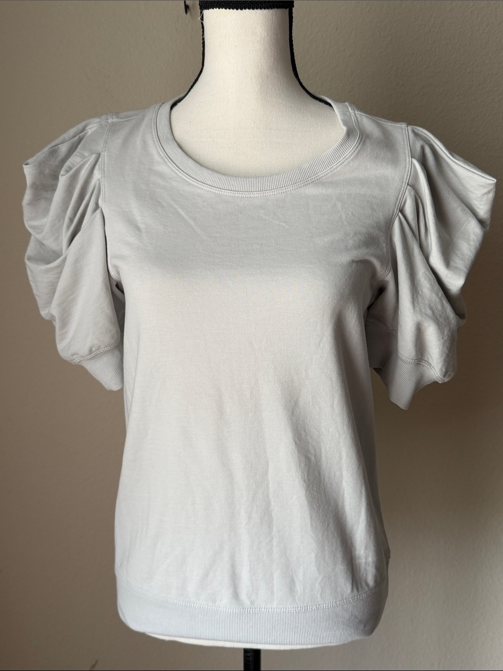 Sundays puff sleeve Blouse in gray. NEW w tags 
Small / medium
